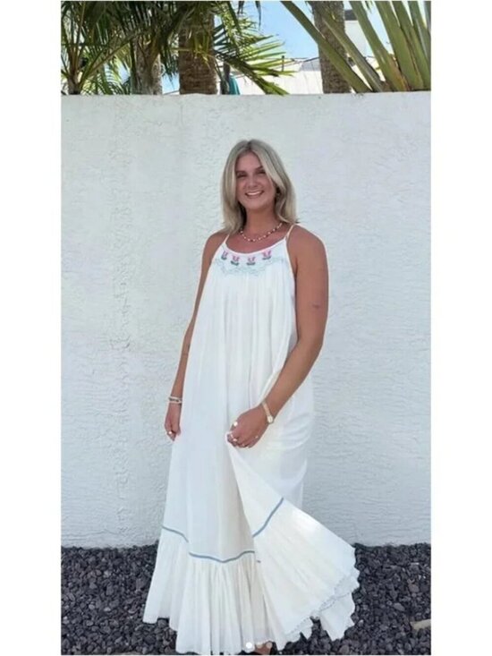 Free People Dresses & Skirts - FREE PEOPLE Tip Toeing Tulip Midi Dress in Whisper White Size Small